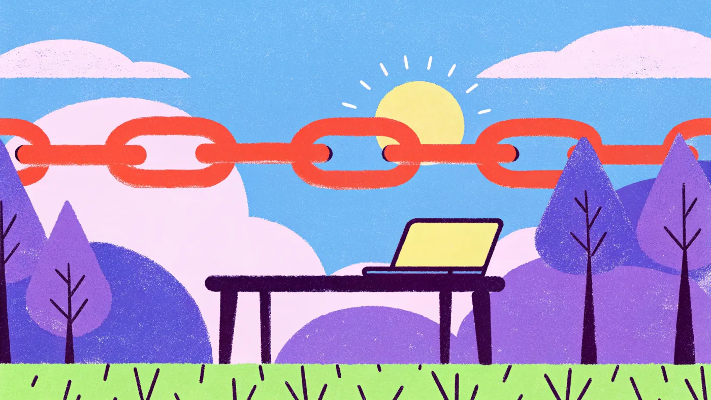 Affiliate marketing: jij legt de link, de webshop betaalt per verkoop Twee schakels van een ketting met een munt ertussen, op een bureau naast een laptop
