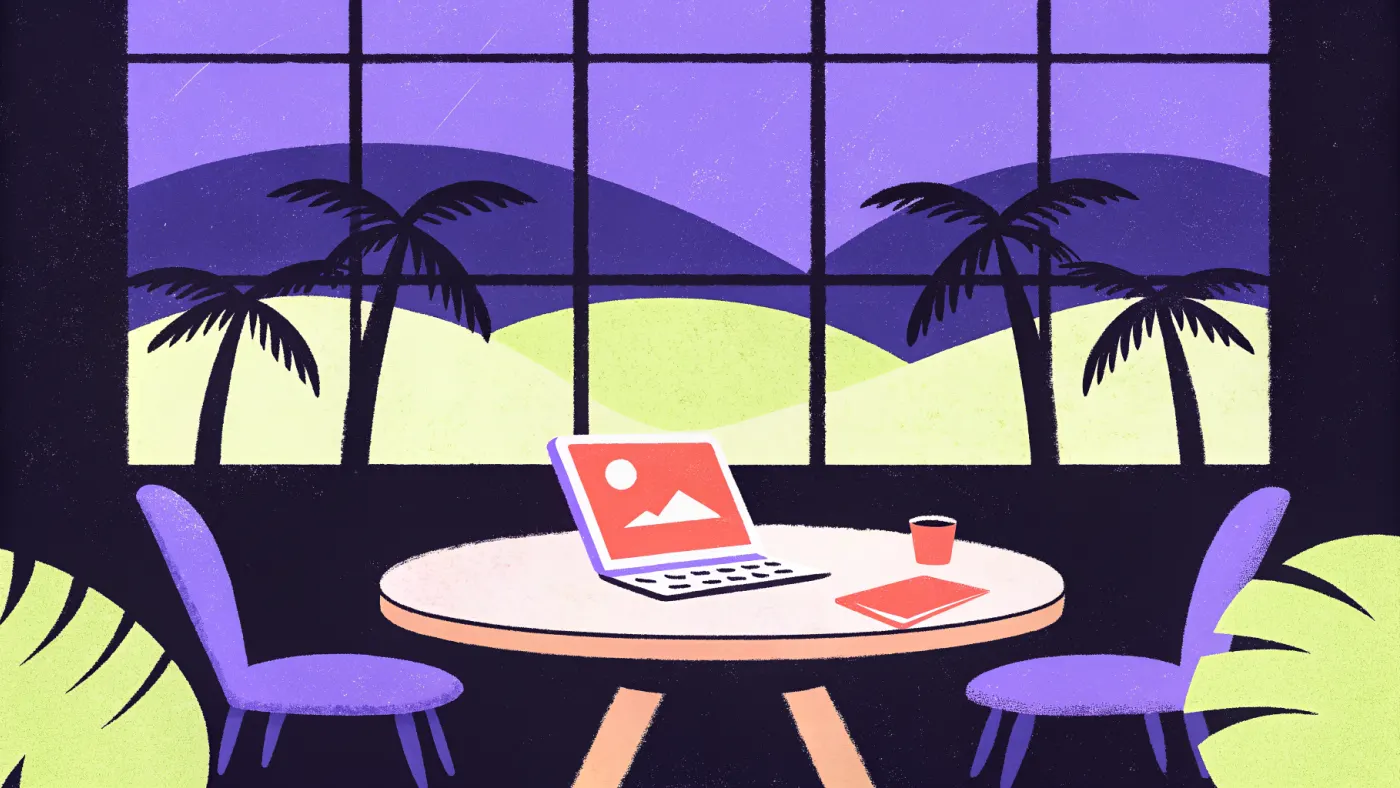 Een laptop op een cafétafeltje met een cappuccino en een paspoort