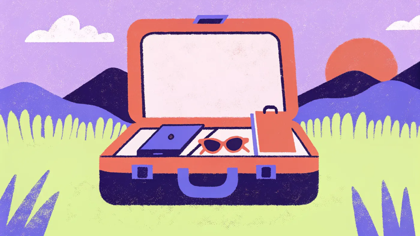 Een open koffer met daarin een laptop, een zonnebril, een notitieboek en een paspoort